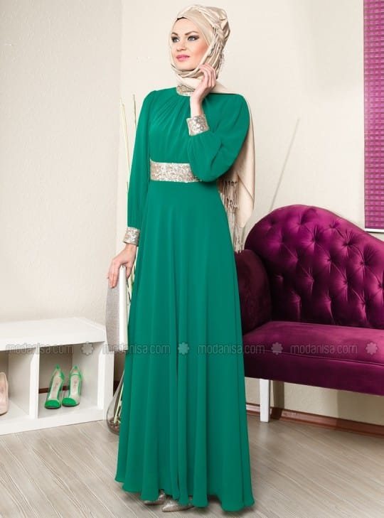 Contoh baju pesta muslim 1