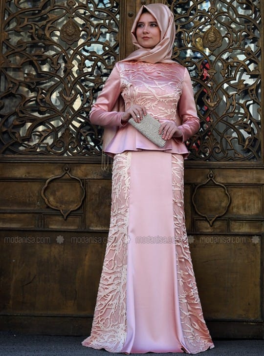 Contoh baju pesta muslim 3