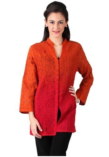 Model baju kerja wanita 'berani'