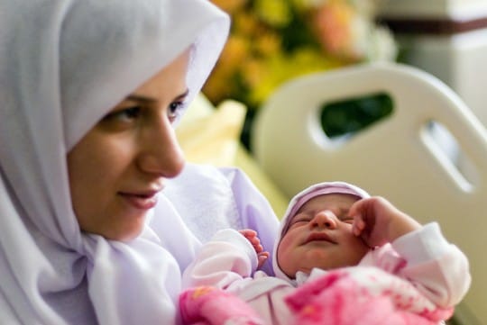 Bayi terlahir aman dan sehat