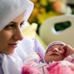 Bayi terlahir aman dan sehat