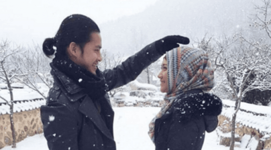 Jangan lupa kasih pujian, penting loh